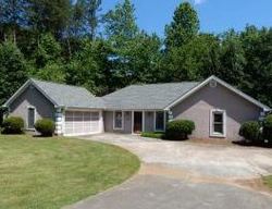 Pre-foreclosure in  GOLDEN RIDGE CIR Cumming, GA 30040