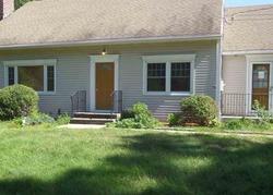 Pre-foreclosure in  BROOK DR Simsbury, CT 06070