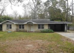 Pre-foreclosure in  BURSON RD Lake Charles, LA 70615