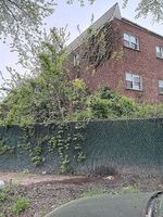 Pre-foreclosure in  E 233RD ST Bronx, NY 10466