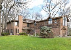 Pre-foreclosure in  PINE PT Glenview, IL 60025