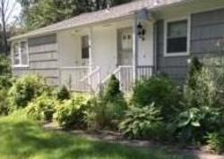 Pre-foreclosure in  JERICHO RD Middlebury, CT 06762