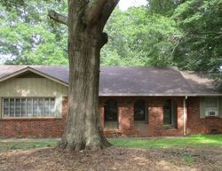 Pre-foreclosure Listing in CLUB CIR STOCKBRIDGE, GA 30281