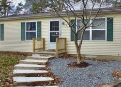 Pre-foreclosure Listing in LAKESIDE DR NW SUSSEX, NJ 07461