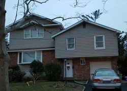 Pre-foreclosure in  WOODOAK DR Baldwin, NY 11510