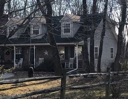 Pre-foreclosure in  HUMBERT SCHOOLHOUSE RD Westminster, MD 21158