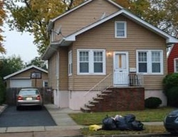 Pre-foreclosure in  CHASE AVE Lyndhurst, NJ 07071