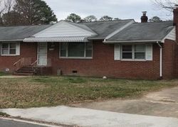  Stuttaford Dr, Sandston VA