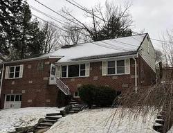 Pre-foreclosure Listing in CHESTNUT ST RIDGEFIELD, NJ 07657