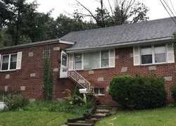 Pre-foreclosure in  CHESTNUT ST Ridgefield, NJ 07657