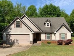 Pre-foreclosure Listing in RICHMOND DR LAGRANGE, GA 30240