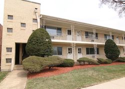 Pre-foreclosure Listing in BUSSE HWY APT 101 PARK RIDGE, IL 60068