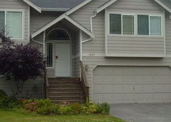 Pre-foreclosure in  164TH ST E Tacoma, WA 98445
