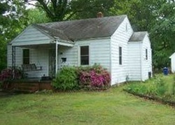 Pre-foreclosure in  ROANOKE AVE Newport News, VA 23605