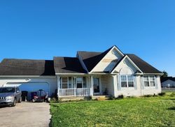 Pre-foreclosure in  HEARTHSTONE LN Felton, DE 19943