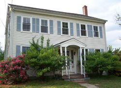Pre-foreclosure in  NOTT ST Wethersfield, CT 06109