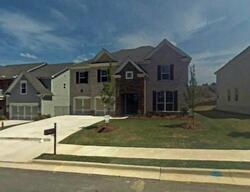Pre-foreclosure in  ROLLING VIEW WAY Dacula, GA 30019