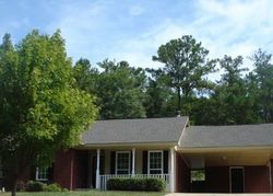 Pre-foreclosure in  ELMORE RD Titus, AL 36080