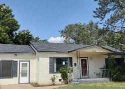 Pre-foreclosure Listing in E 12TH ST SWEETWATER, TX 79556