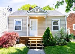 Pre-foreclosure Listing in WHITE AVE LINCOLN PARK, MI 48146