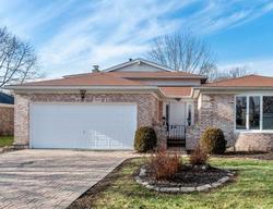 Pre-foreclosure in  LONGTREE DR Wheeling, IL 60090