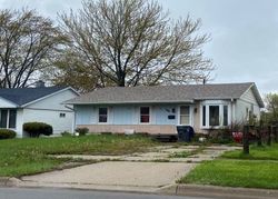Pre-foreclosure in  JOPPA AVE Zion, IL 60099