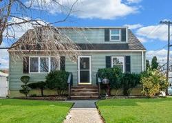 Pre-foreclosure Listing in WILLOW ST ELMWOOD PARK, NJ 07407