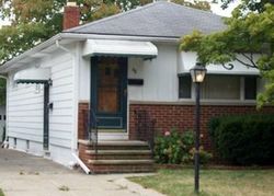 Pre-foreclosure in  WILLIAM ST Bedford, OH 44146