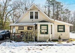 Pre-foreclosure Listing in HENRY ST JACKSON, NJ 08527