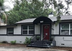 Pre-foreclosure in  E ROBINSON ST Orlando, FL 32801