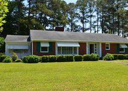 Pre-foreclosure Listing in S PINE ST BENSON, NC 27504