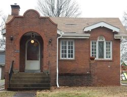 Pre-foreclosure in  DELMAR AVE Granite City, IL 62040