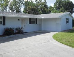 Pre-foreclosure in  MEYER PL Sarasota, FL 34239