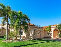 Pre-foreclosure in  MANATEE BAY LN Lake Worth, FL 33449