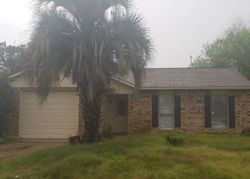 Pre-foreclosure Listing in JUMPING JAY LN HOCKLEY, TX 77447