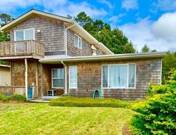 Pre-foreclosure in  CHINOOK AVE Depoe Bay, OR 97341