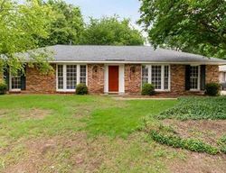 Pre-foreclosure in  BRENTWOOD DR Montgomery, AL 36111