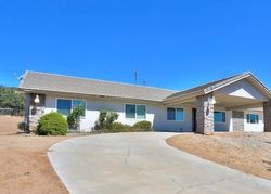 Pre-foreclosure Listing in OAK HILL RD HESPERIA, CA 92344