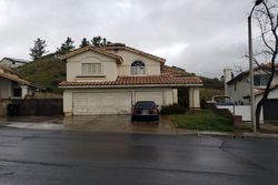 Pre-foreclosure in  BRIDLEWOOD DR Castaic, CA 91384