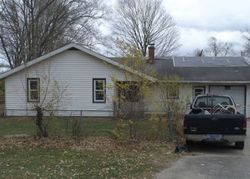 Pre-foreclosure Listing in MORGAN ST ELKHART, IN 46517
