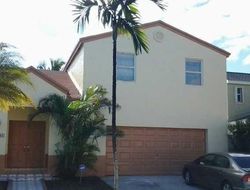 Pre-foreclosure in  SW 272ND TER Homestead, FL 33032