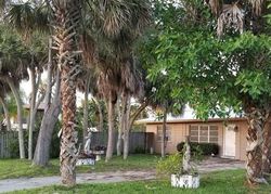 Pre-foreclosure Listing in MYAKKA DR VENICE, FL 34293