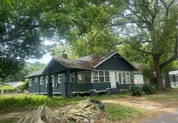 Pre-foreclosure in  W 9TH ST Jacksonville, FL 32209