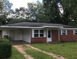 Pre-foreclosure Listing in HATTON RD DOTHAN, AL 36301