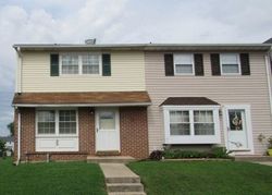 Pre-foreclosure Listing in KING CHARLES CIR ROSEDALE, MD 21237
