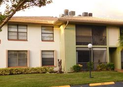 Pre-foreclosure in  PINEAPPLE TREE DR  Boynton Beach, FL 33436