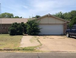 Pre-foreclosure in  S MEADOW DR Fort Worth, TX 76133