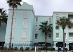  River Dr , Savannah GA