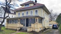 Pre-foreclosure Listing in CEDAR ST SOUTH BOUND BROOK, NJ 08880