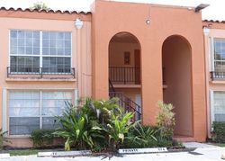 Fairway Dr Apt F8, Hialeah FL